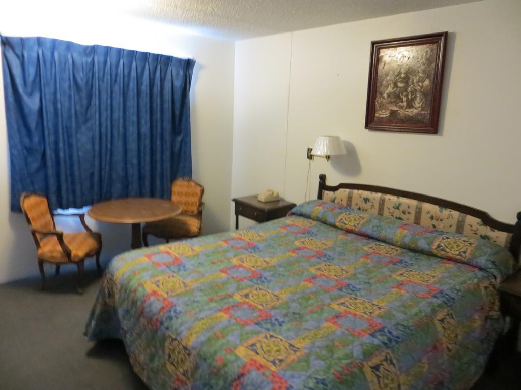 Economy Inn Tonopah Exterior photo
